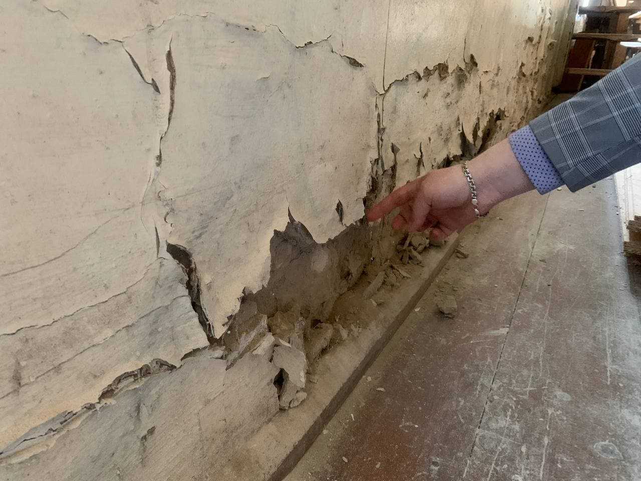 Комісія оглянула Народний дім в Поздимирі