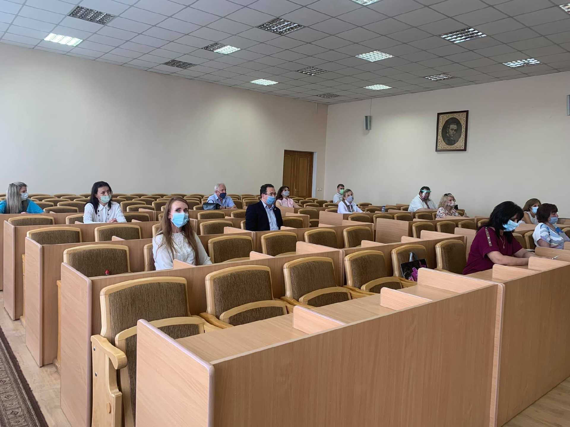 Які школи вже отримали нових директорів?