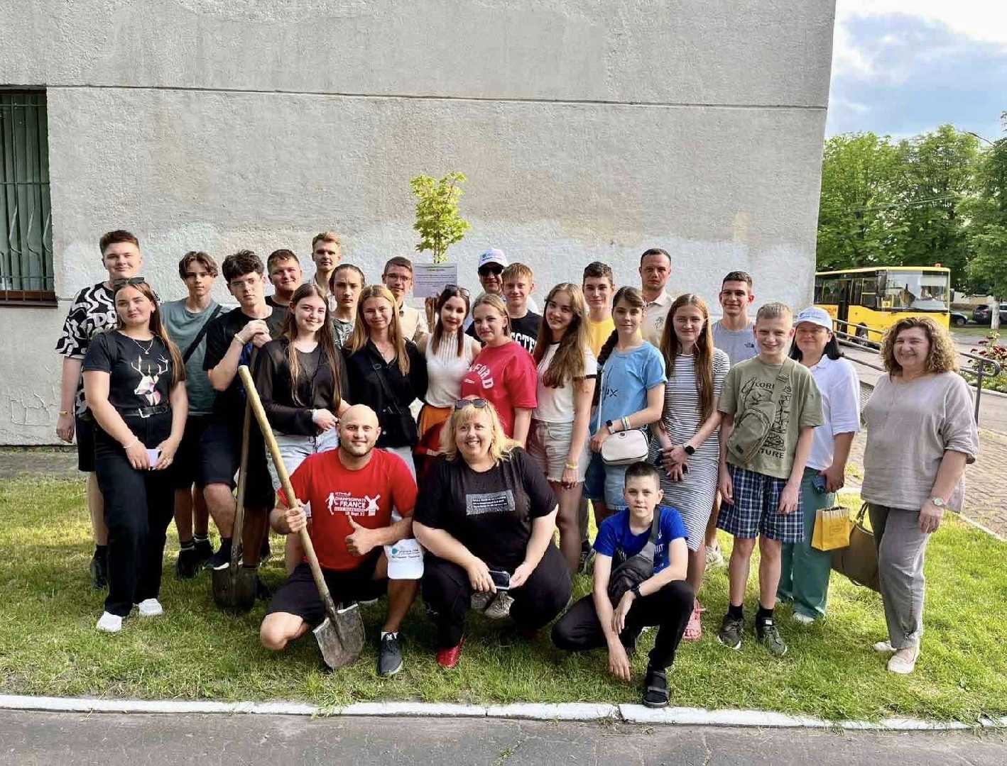 Добрі люди — добрі справи: як громада приймала дітей з Покровська