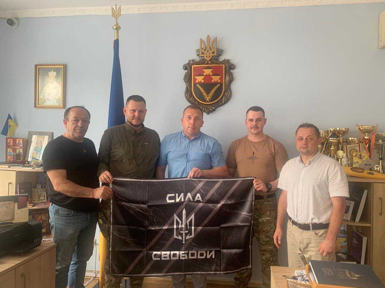 Бійці Нацгвардії завітали з подякою до Шептицької міської ради