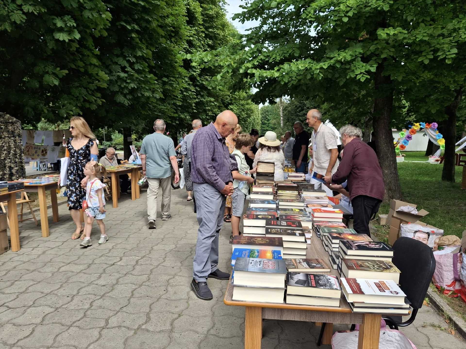 VІ Книжкова толока 