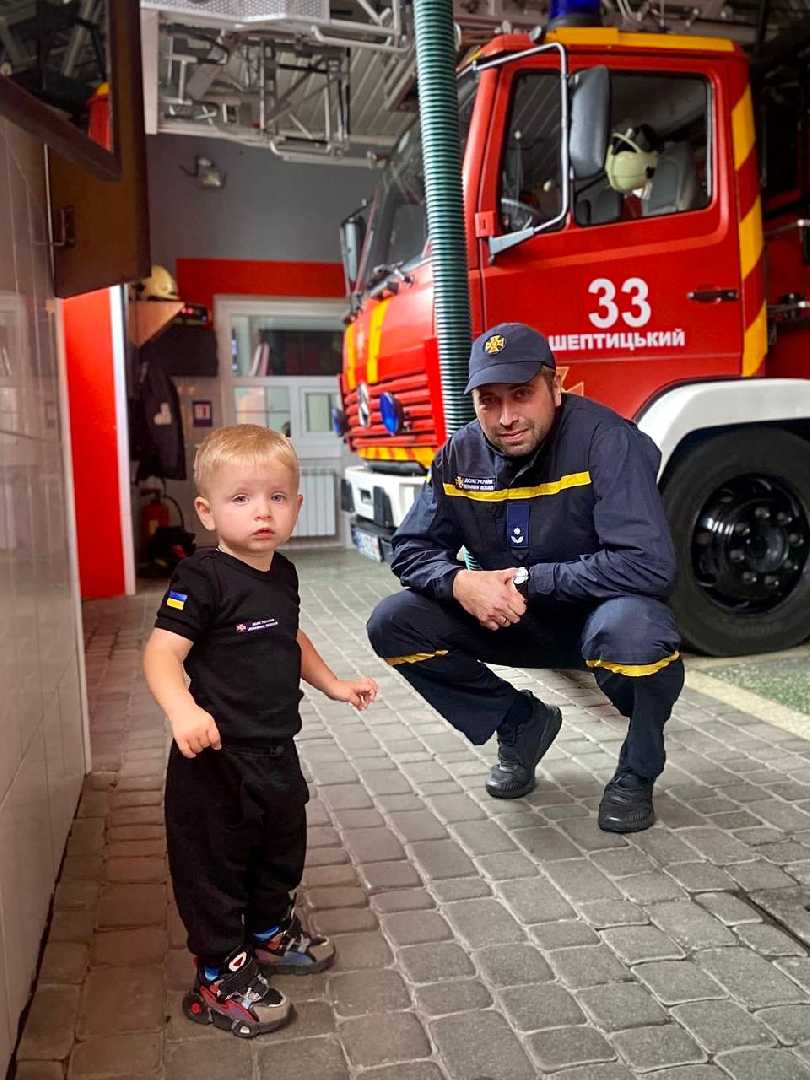 З Днем рятівника!