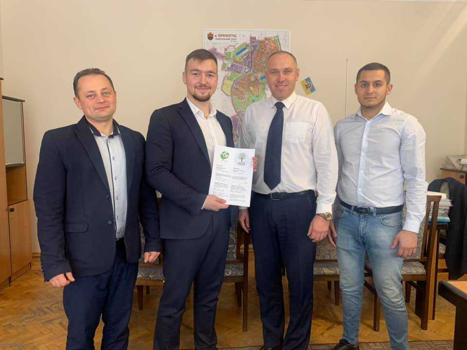 Червоноградська громада долучається до наймасштабнішого висадження дерев!