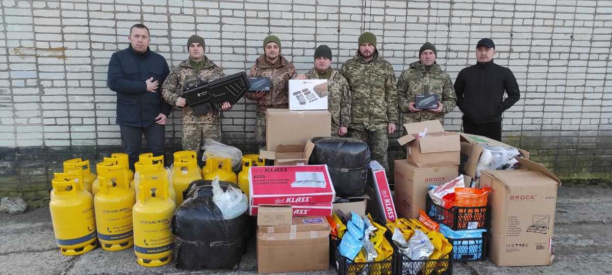 Червоноградська громада  – бійцям 80 окремої десантно-штурмової бригади. 