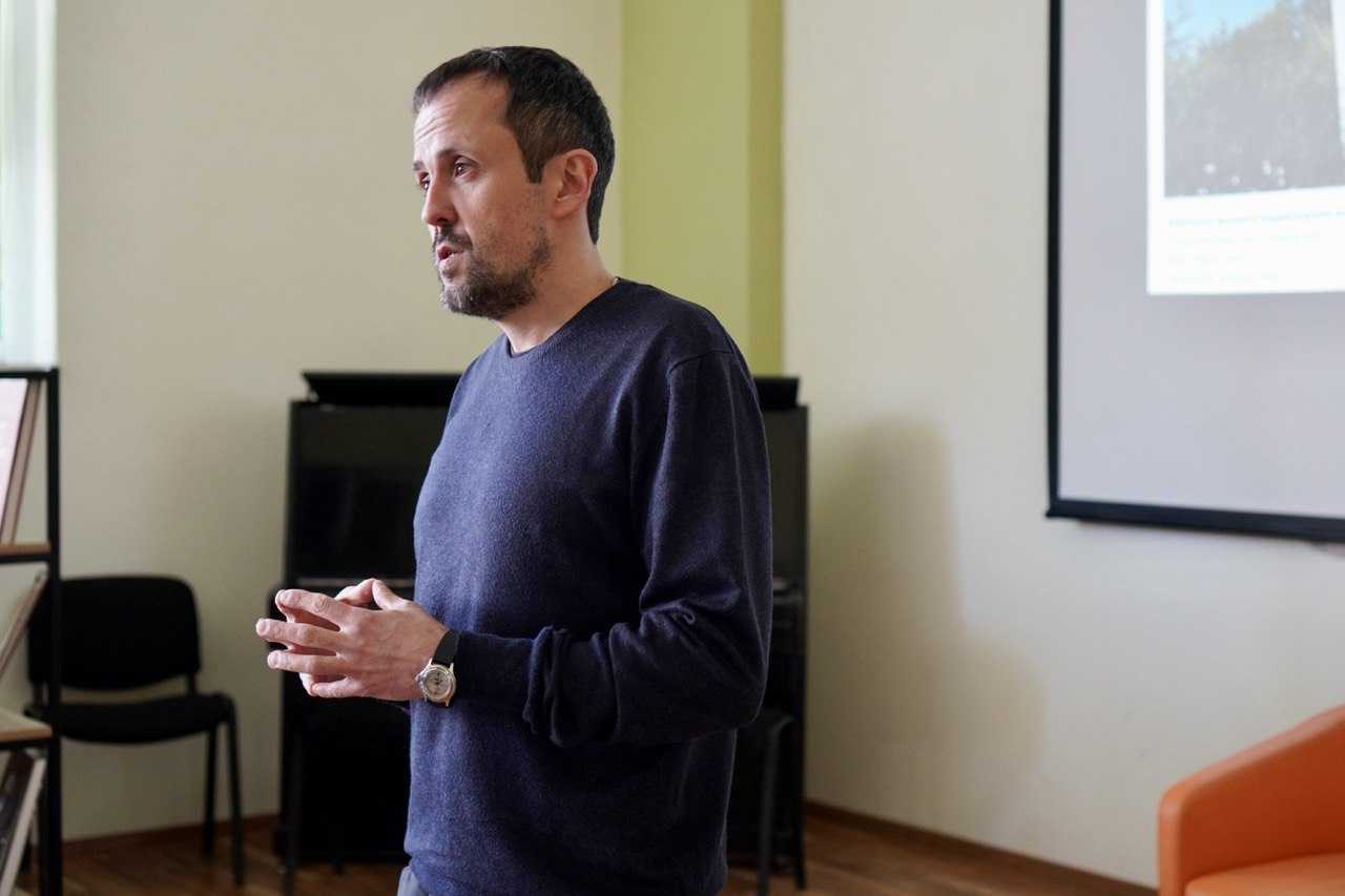 Відбулись громадські обговорення щодо демонтажу елементів радянської символіки